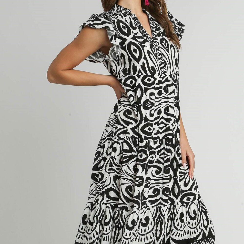 Umgee Full Size Two Tone Border Print Ruffle Cap Sleeve Midi Dress Plus Size 🛍️ - Picture 3 of 6